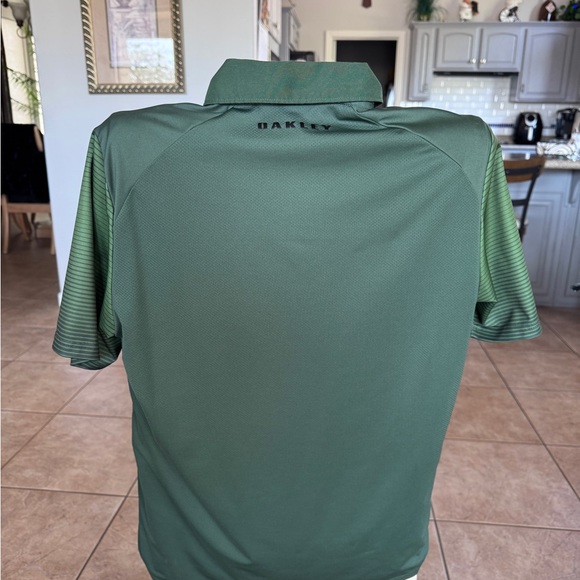 Oakley golf shirt emerald greenn - Picture 4 of 4